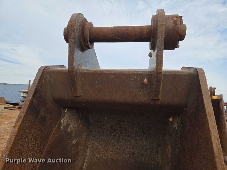 image for item EU3851 ESCO SK290/295 excavator bucket