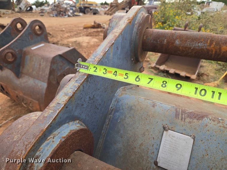 image for item EU3851 ESCO SK290/295 excavator bucket