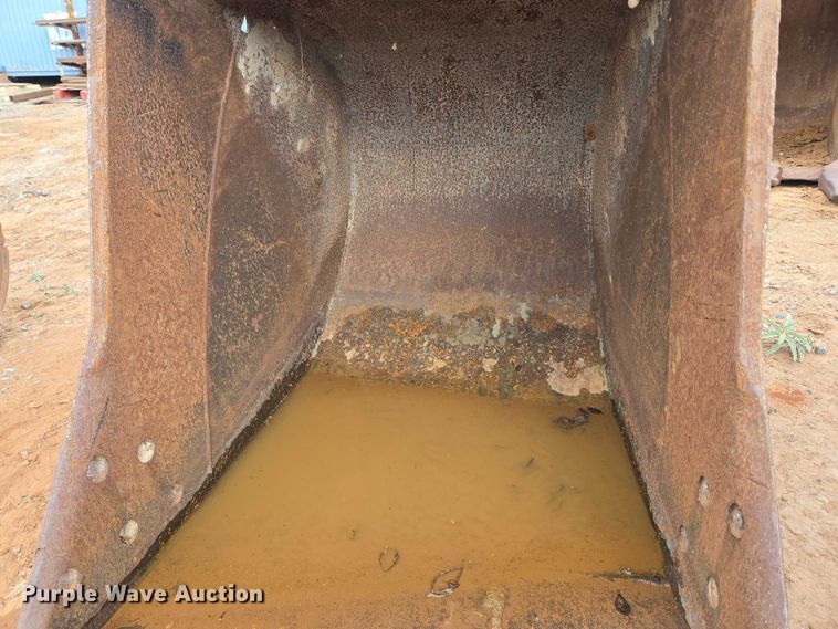 image for item EU3851 ESCO SK290/295 excavator bucket