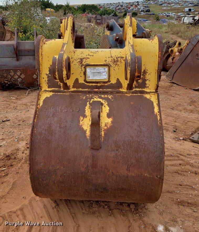 image for item EU3852 Caterpillar excavator bucket