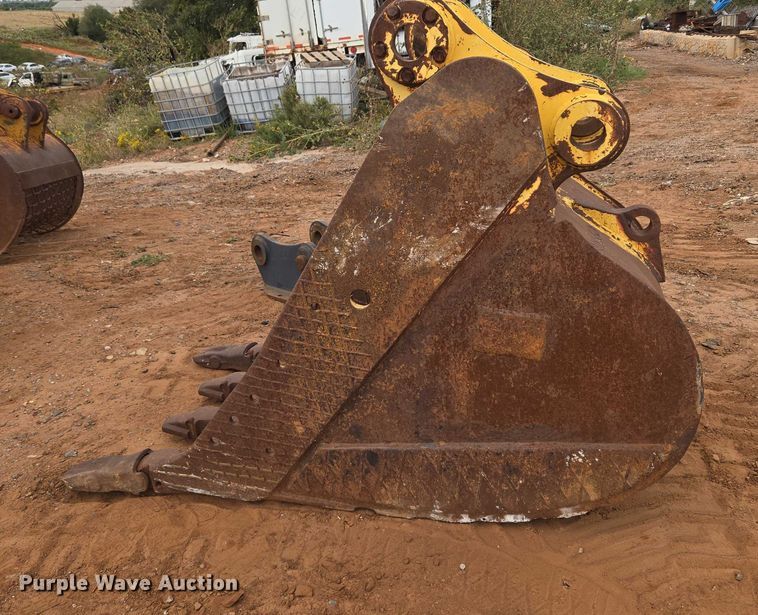 image for item EU3852 Caterpillar excavator bucket