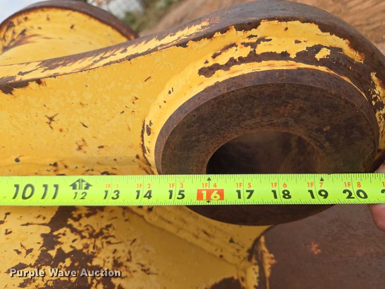 image for item EU3852 Caterpillar excavator bucket