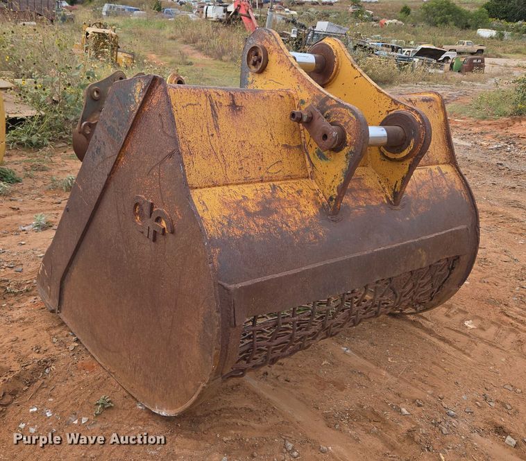 image for item EU3853 excavator bucket