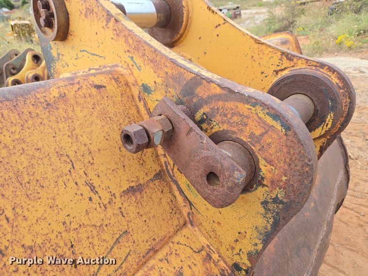 image for item EU3853 excavator bucket