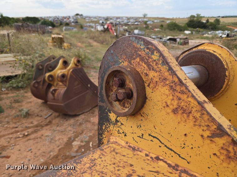 image for item EU3853 excavator bucket