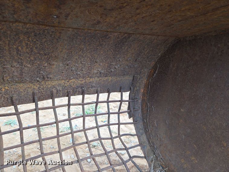 image for item EU3853 excavator bucket