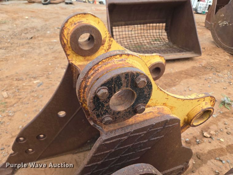 image for item EU3854 Excavator bucket