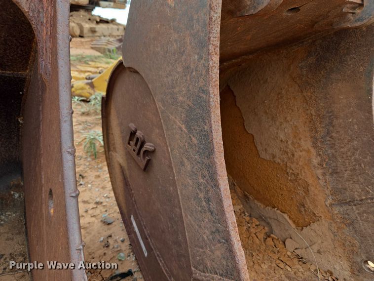 image for item EU3855 John Deere 130G excavator bucket