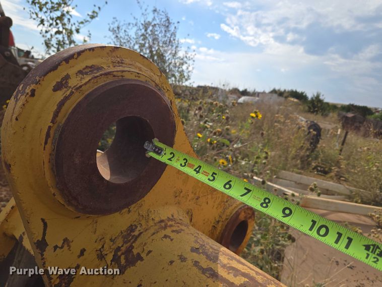 image for item EU3856 Caterpillar excavator bucket