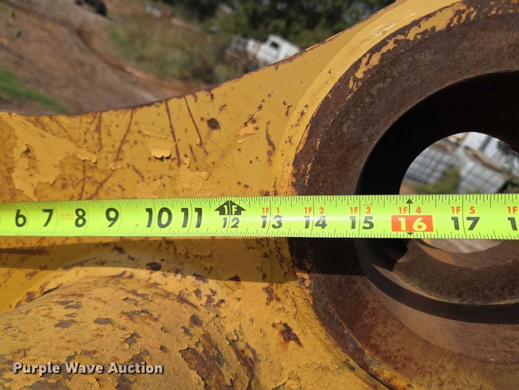 image for item EU3856 Caterpillar excavator bucket