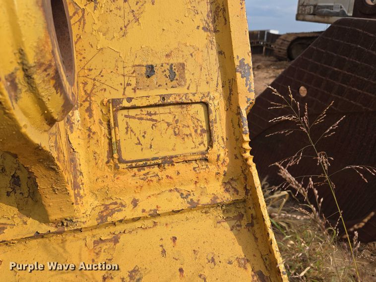 image for item EU3856 Caterpillar excavator bucket