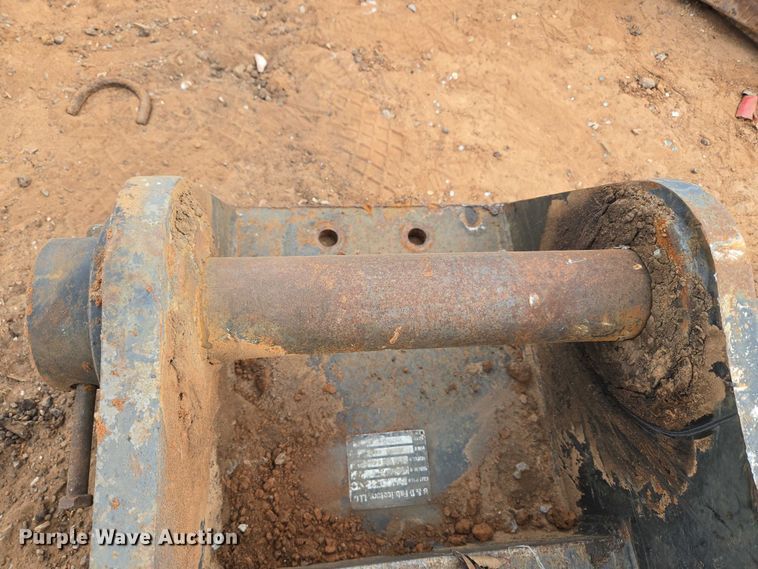 image for item EU3859 Excavator quick attach