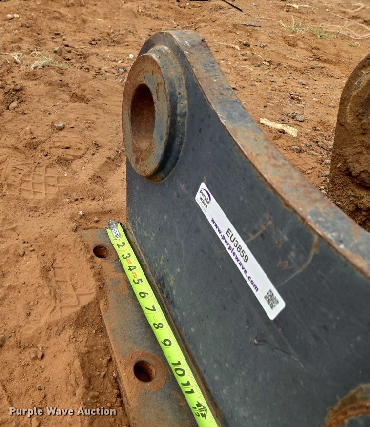 image for item EU3859 Excavator quick attach