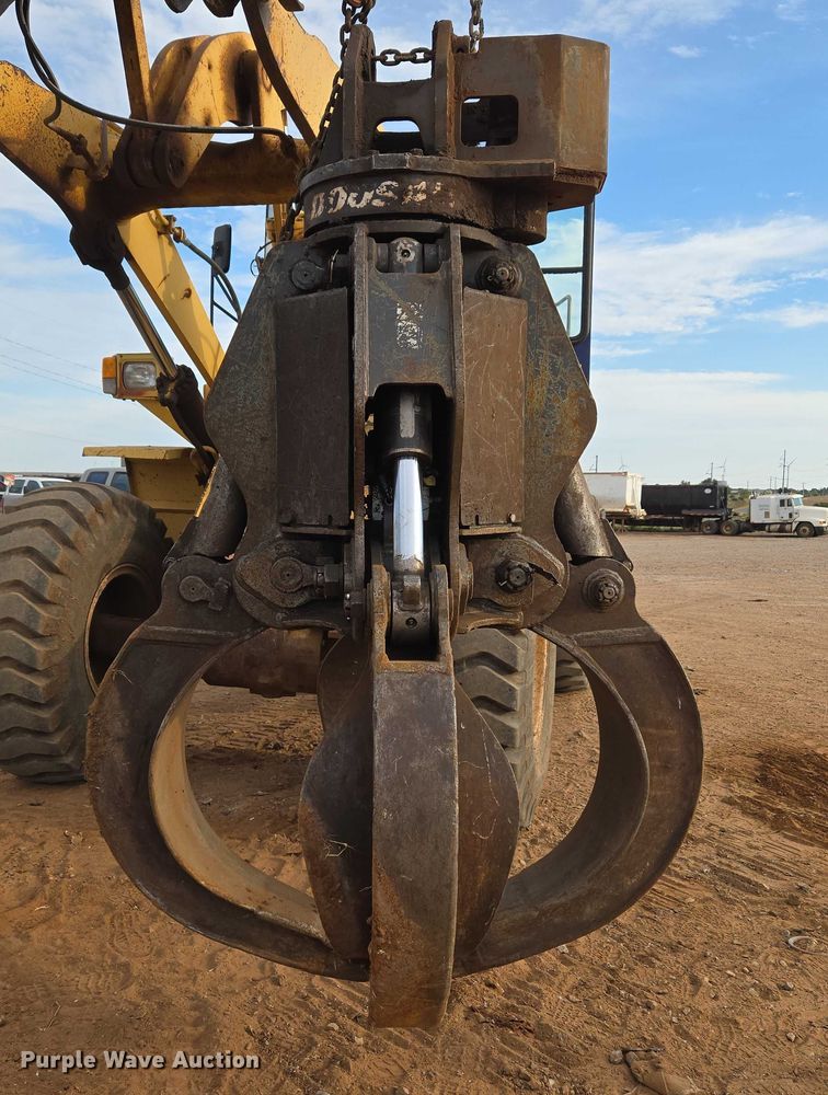 image for item EU3861 2014 DOOSAN DXG4063  scrap grapple