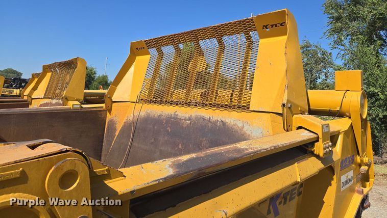 image for item EU3881 2015 K-TEC 1233 scraper