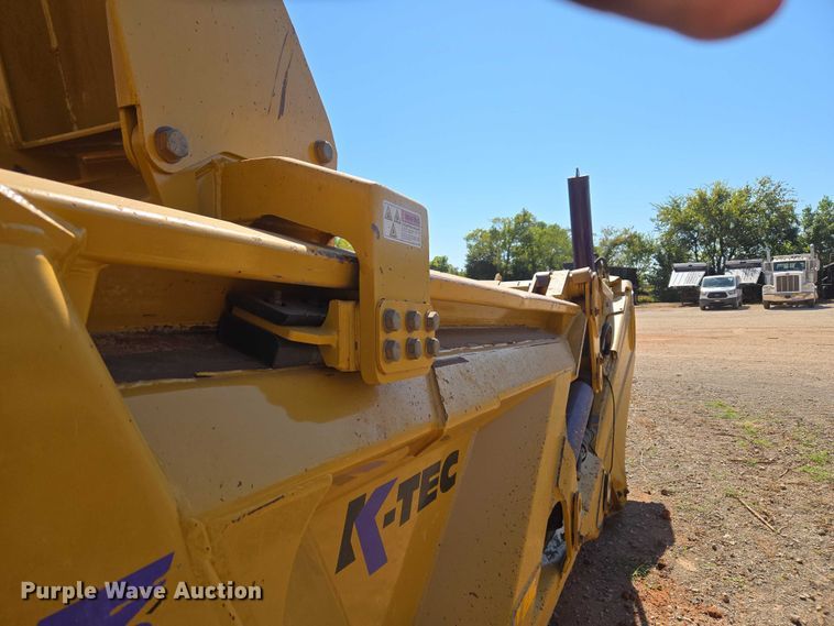 image for item EU3881 2015 K-TEC 1233 scraper