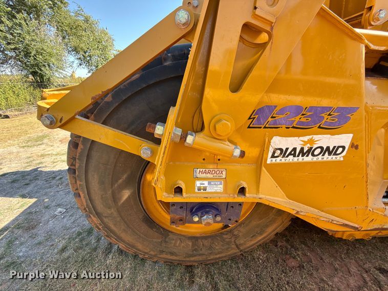 image for item EU3883 K-Tec 1233 scraper