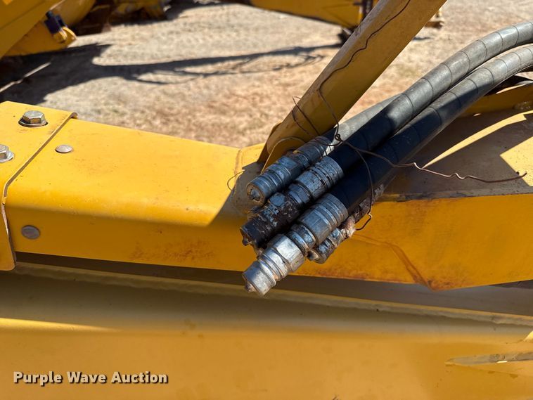 image for item EU3884 2014 K-Tec 1233 scraper