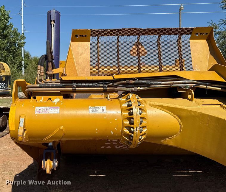 image for item EU3884 2014 K-Tec 1233 scraper