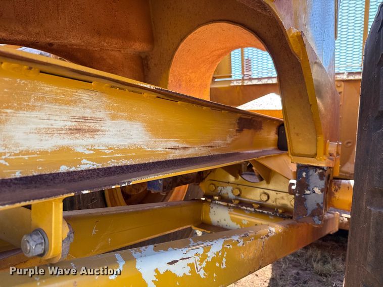 image for item EU3884 2014 K-Tec 1233 scraper