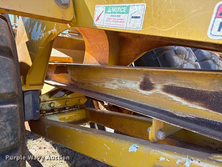 image for item EU3884 2014 K-Tec 1233 scraper