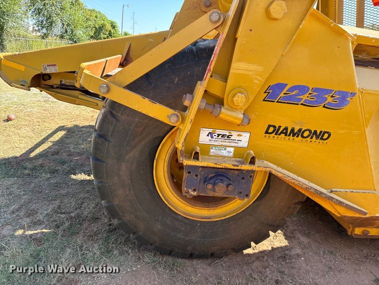 image for item EU3884 2014 K-Tec 1233 scraper