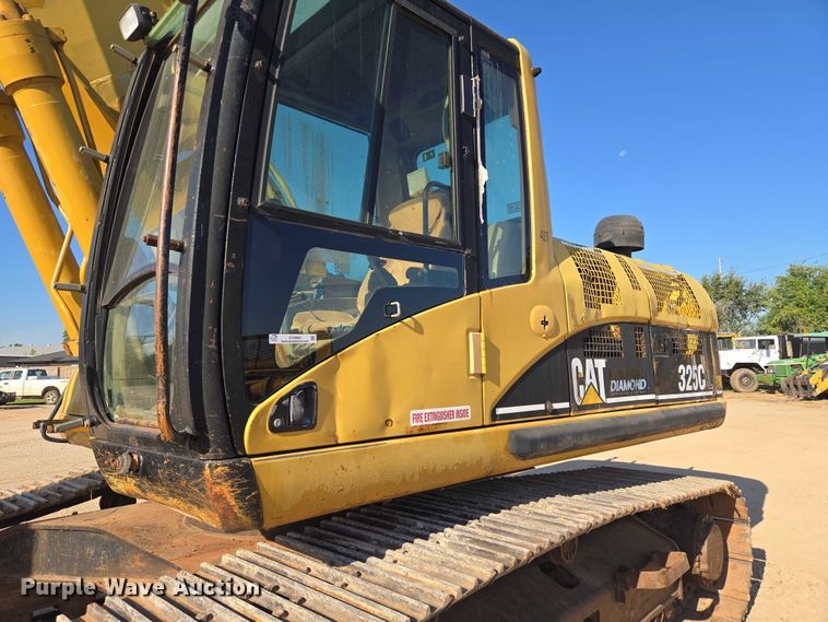 image for item EU3885 2005 Caterpillar 325CL excavator