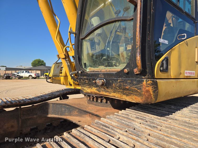 image for item EU3885 2005 Caterpillar 325CL excavator