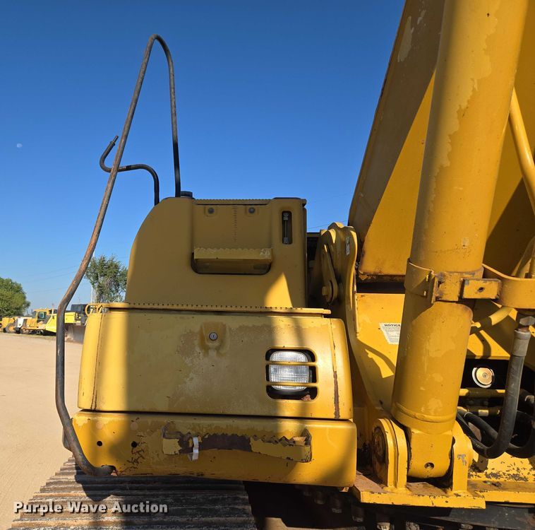 image for item EU3885 2005 Caterpillar 325CL excavator