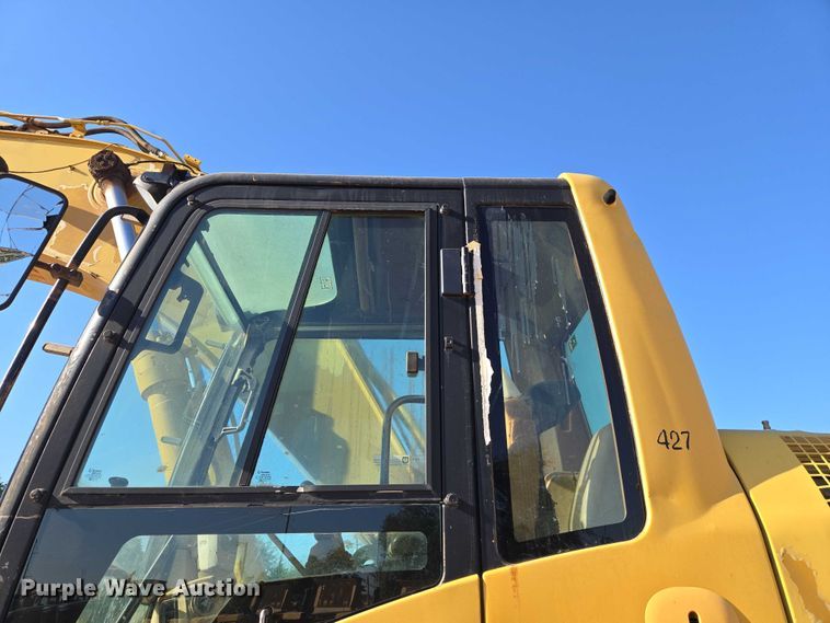 image for item EU3885 2005 Caterpillar 325CL excavator