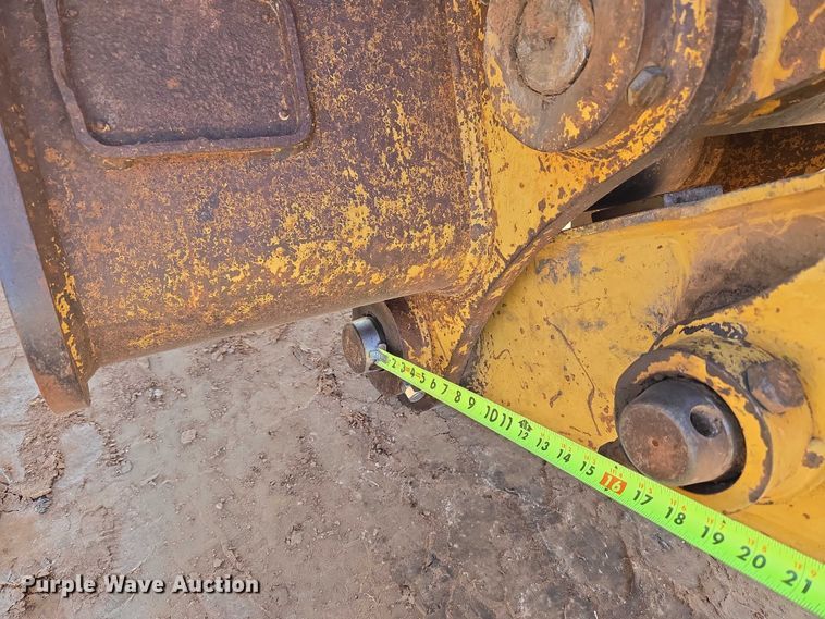 image for item EU3885 2005 Caterpillar 325CL excavator