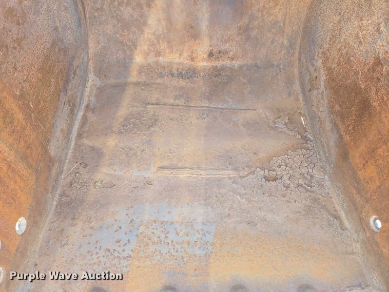 image for item EU3885 2005 Caterpillar 325CL excavator