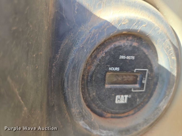 image for item EU3885 2005 Caterpillar 325CL excavator