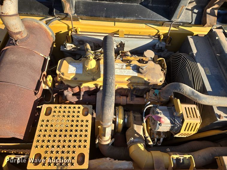 image for item EU3885 2005 Caterpillar 325CL excavator