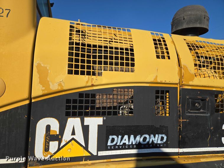 image for item EU3885 2005 Caterpillar 325CL excavator