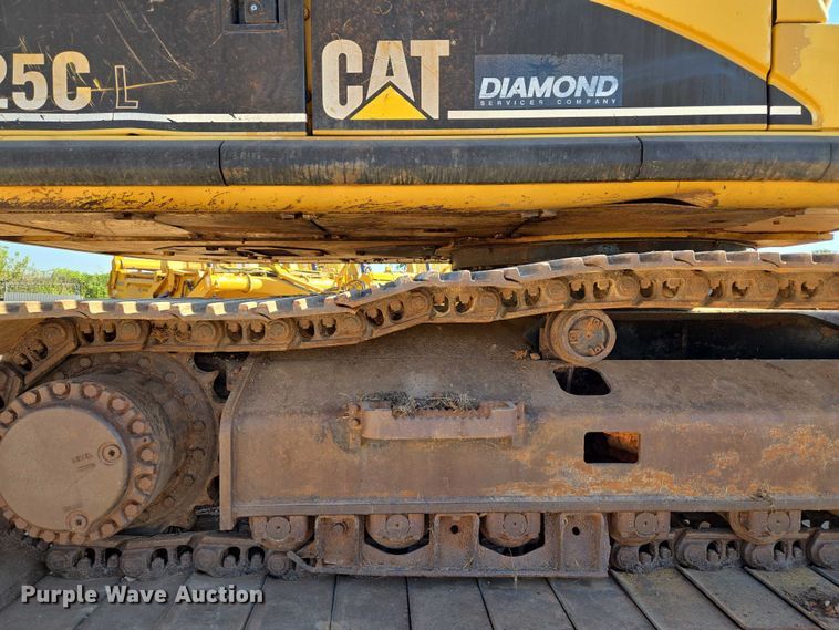image for item EU3885 2005 Caterpillar 325CL excavator