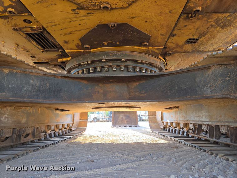 image for item EU3885 2005 Caterpillar 325CL excavator