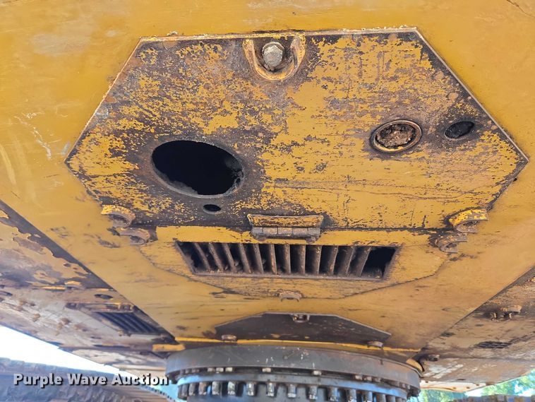 image for item EU3885 2005 Caterpillar 325CL excavator