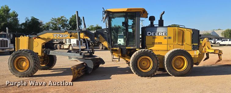image for item EU3886 2010 John Deere 772GP motor grader