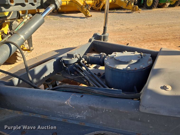 image for item EU3886 2010 John Deere 772GP motor grader