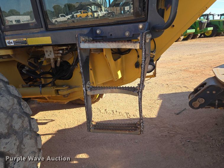 image for item EU3886 2010 John Deere 772GP motor grader