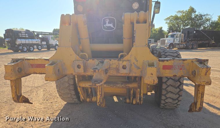 image for item EU3886 2010 John Deere 772GP motor grader