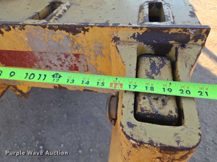 image for item EU3886 2010 John Deere 772GP motor grader