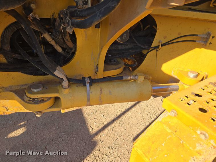 image for item EU3886 2010 John Deere 772GP motor grader