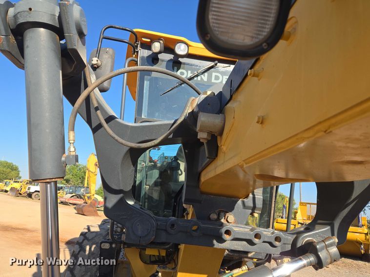 image for item EU3886 2010 John Deere 772GP motor grader