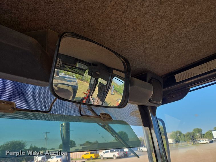 image for item EU3886 2010 John Deere 772GP motor grader