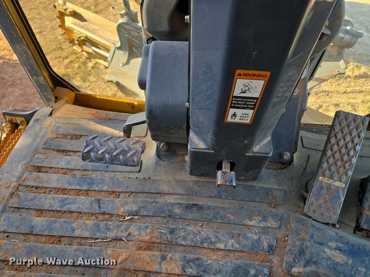 image for item EU3886 2010 John Deere 772GP motor grader