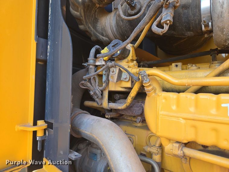 image for item EU3886 2010 John Deere 772GP motor grader