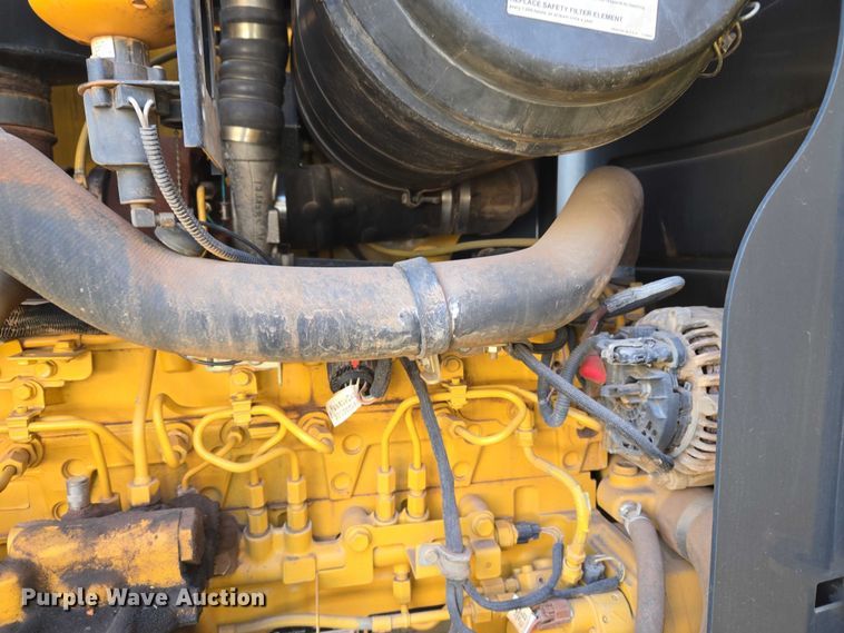 image for item EU3886 2010 John Deere 772GP motor grader