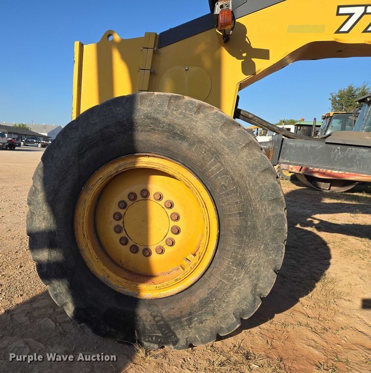 image for item EU3886 2010 John Deere 772GP motor grader